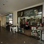 Azalea Apart Hotel